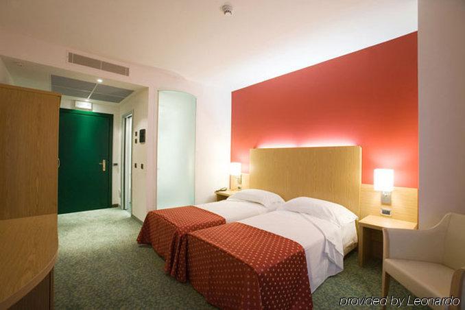 Hotel Senator Gorgonzola Pokój zdjęcie