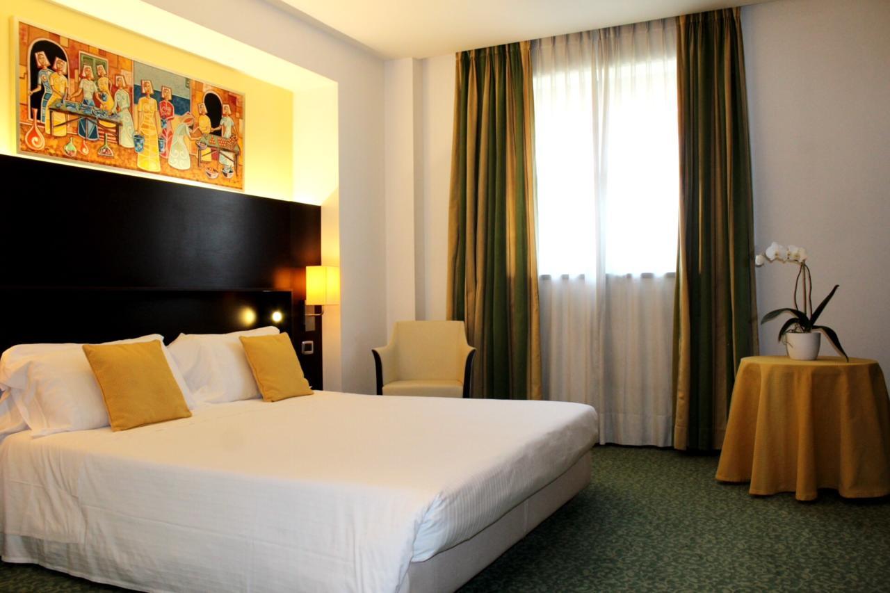 Hotel Senator Gorgonzola Zewnętrze zdjęcie